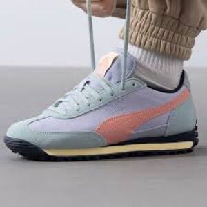 Puma Light Purple and Pink Sneakers